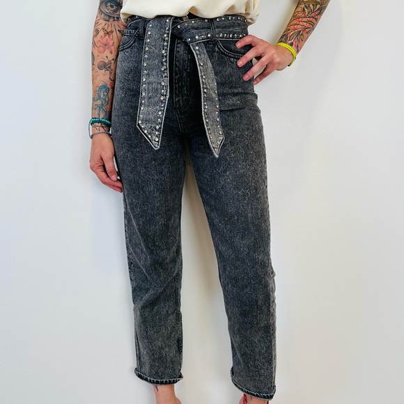 Sandro Paris Acid Wash Denim High-Rise Tapered Jeans - Picture 2 of 9